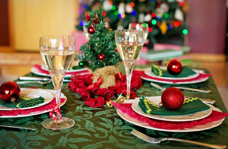 10 ways to save money on your Christmas dinner