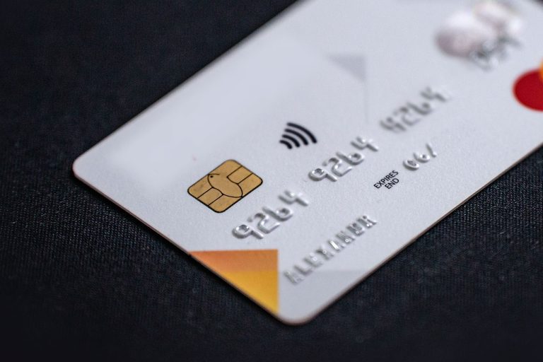 How to pay off credit card debt