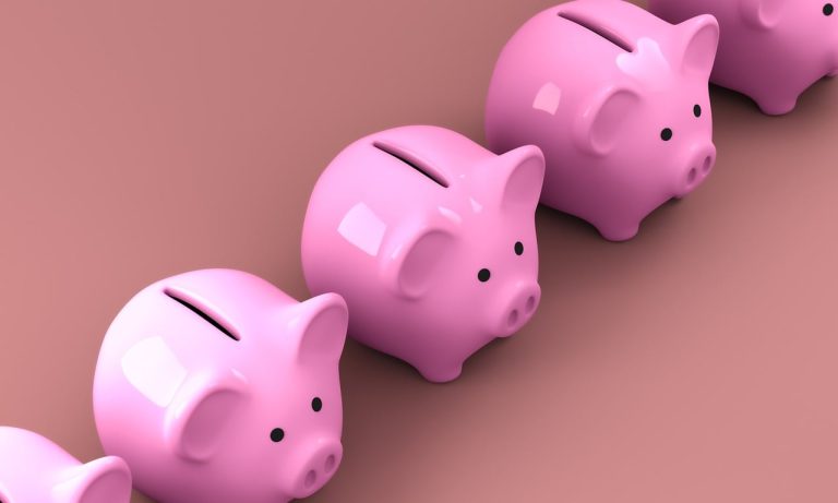 How to build a rainy day fund for unexpected expenses How to build a rainy day fund for unexpected expenses