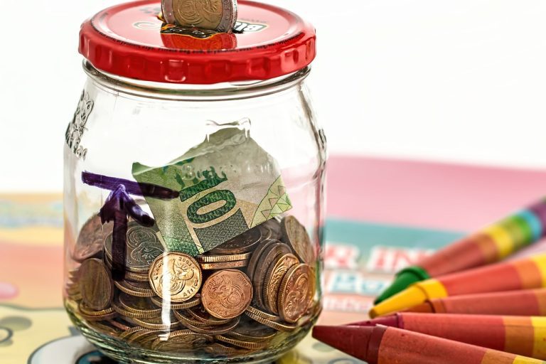How to live off savings for as long as possible How to live off savings for as long as possible