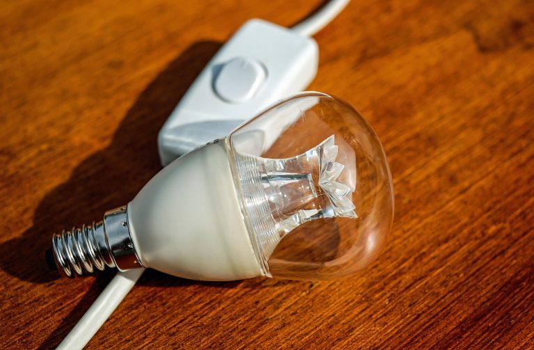 How to reduce energy bills without sacrificing comfort How to reduce energy bills without sacrificing comfort
