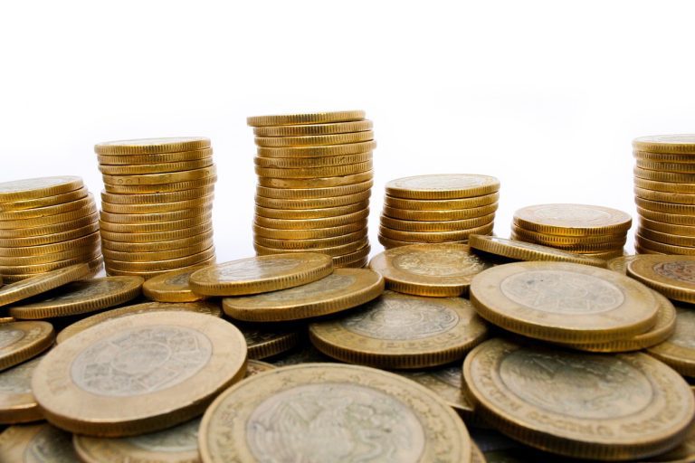 12 Tips for saving money on a tight budget